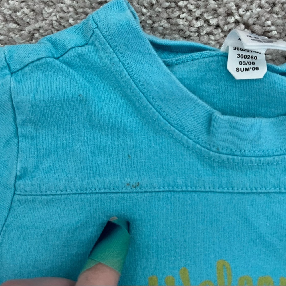 🔹GAP: Boy size 18-24 M, blue short sleeve t-shirt w/“coconut island” theme🔹 - Picture 6 of 8